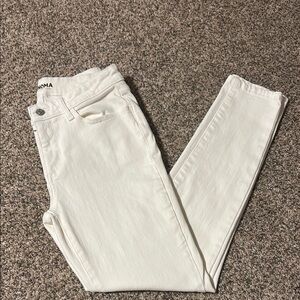 NWOT! Sonoma white skinny jeans!